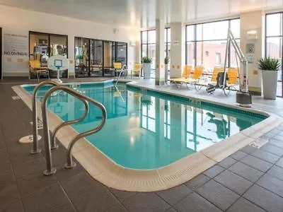 Fairfield & Downtown Arts District Hotel 3*