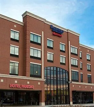 Fairfield & Downtown Arts District Hotel 3*